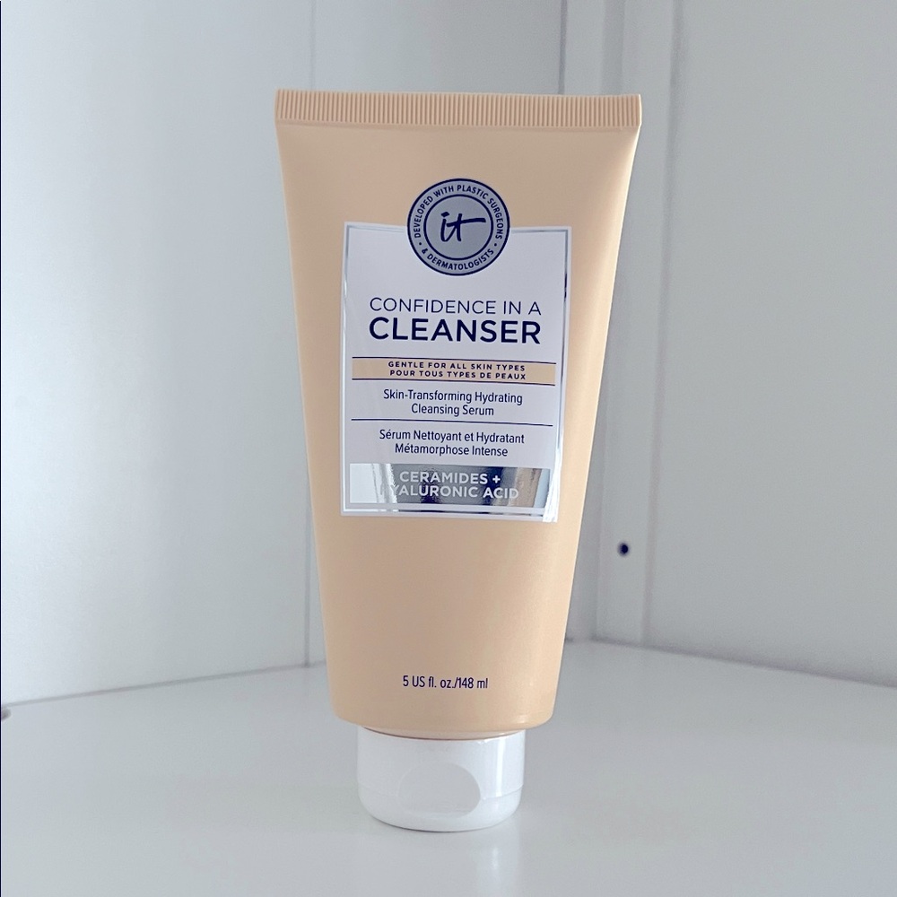 IT COSMETICS Confidence in a Cleanser Gentle Face Wash-NWT